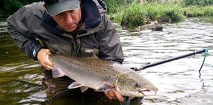 Wye and Usk salmon fishermen told to 'carry on as you are - for now'