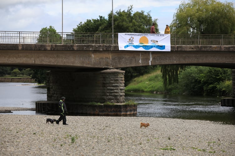 Wye environmental protest at Glasbury