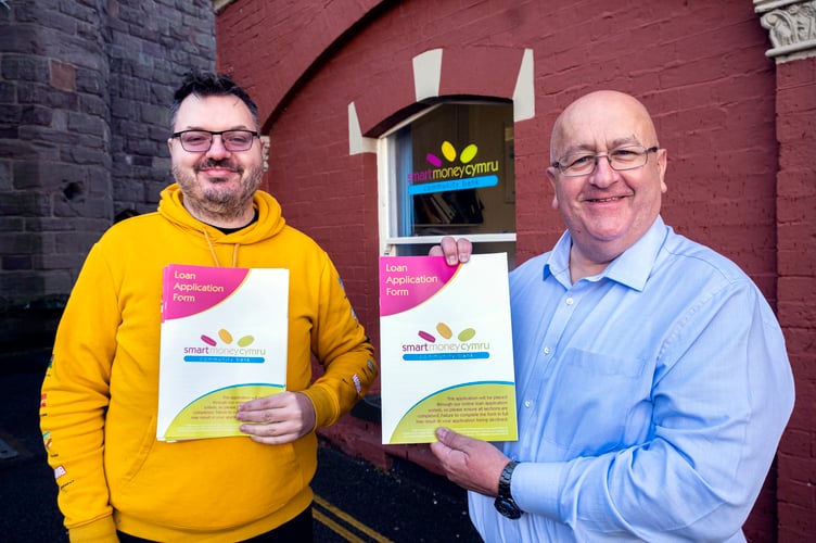 23.11.22
Smart Money merger with Becon and District Credit Union - Mark White, CEO of Smart Money (right) with Dean Roberts, volunteer and outgoing Director of Brecon and District Credit Union (left)
Picture by Nick Treharne