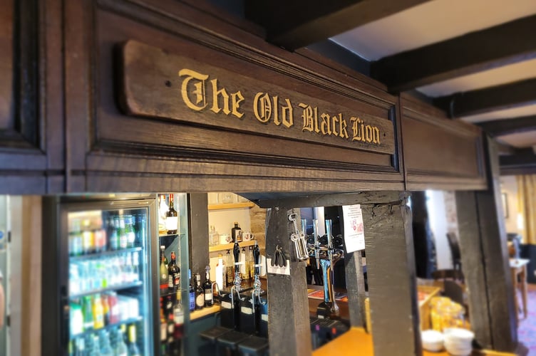 The Old Black Lion.