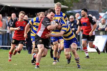Eight-try Brecon overpower lowly Monmouth