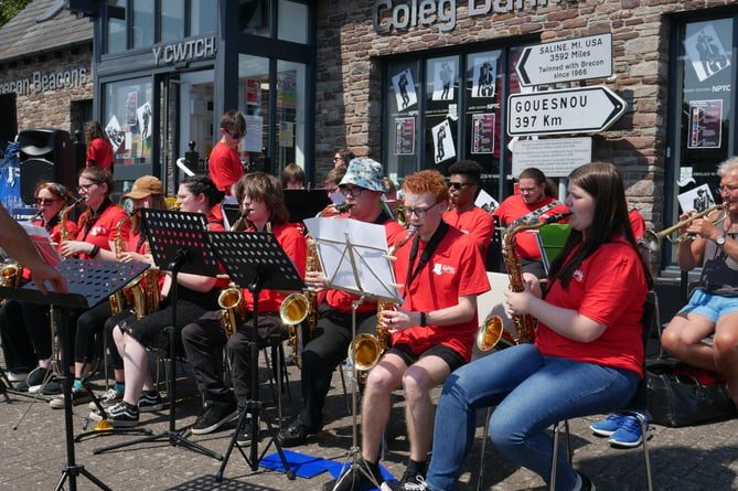 Neath College’s Jazz ensemble play outside the CWTCH for the Brecon Jazz Taster Day 