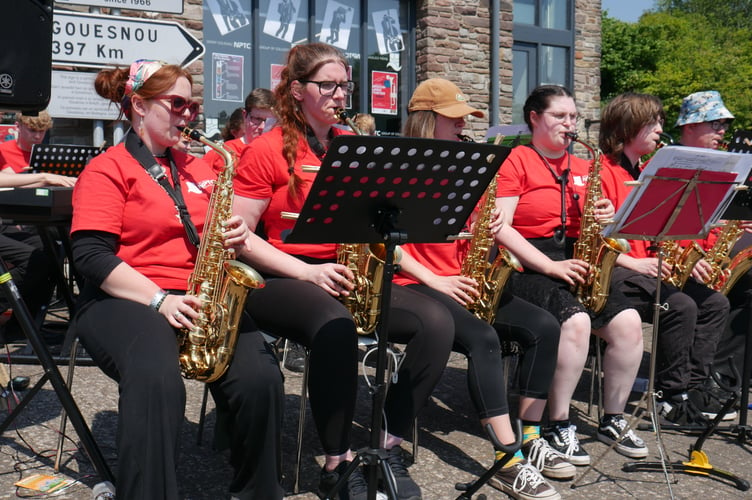 Neath College’s Jazz ensemble play outside the CWTCH for the Brecon Jazz Taster Day 