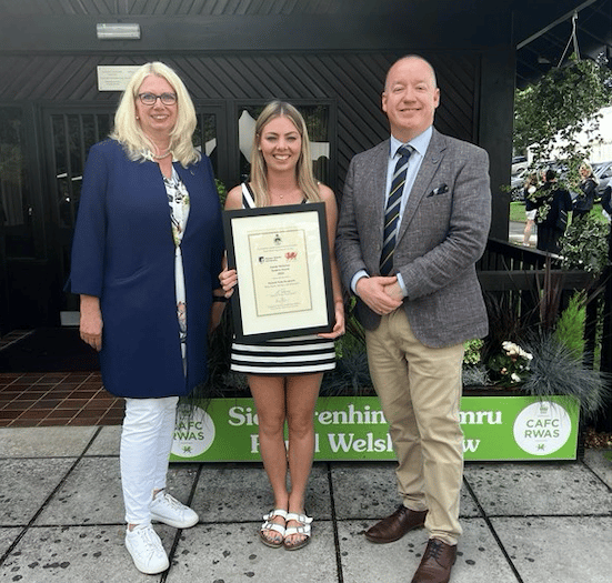 Hannah snaps up Student of the Year award at Royal Welsh Show