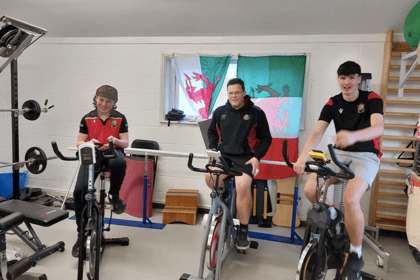 Brecon RFC youth teams raise thousands through 24-hour cycle challenge