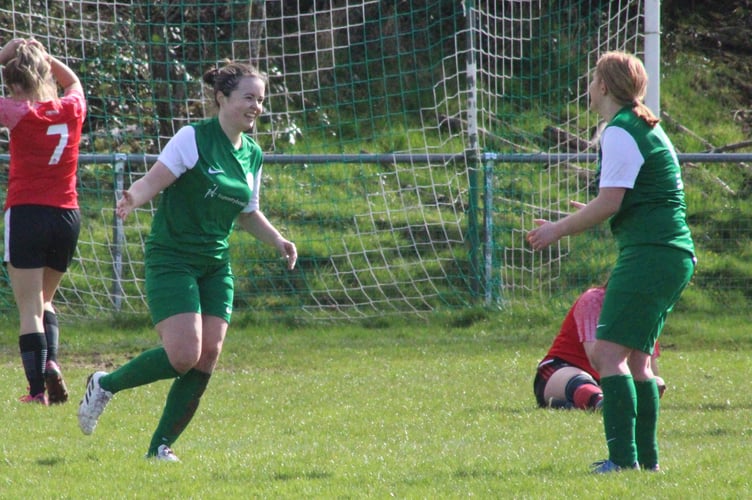 Hay St. Mary's v Belmont Wanderers 