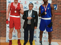 Success for Brecon boxer Dan