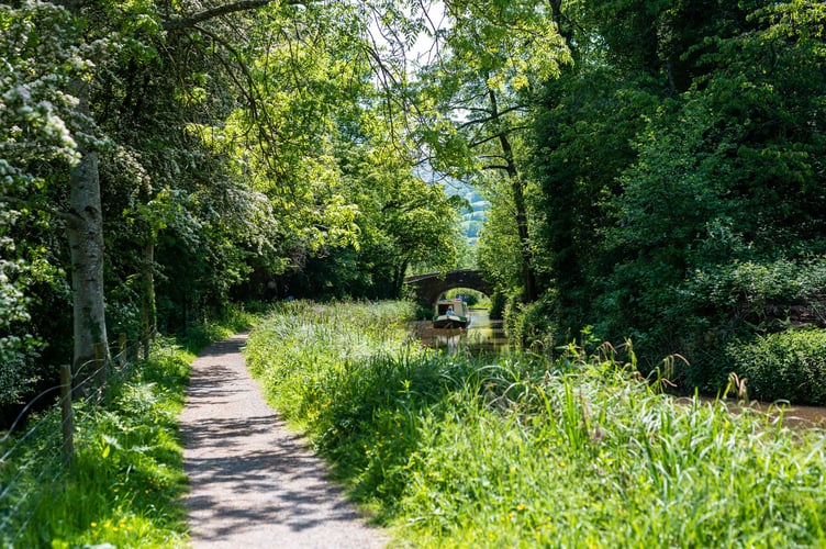 Llangattock, Mon & Brec