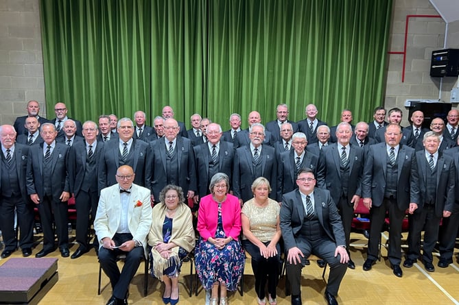 Beaufort Male Choir with MD Conor O'Leary, accompanist Carolyn Selfe, soloists Sian and Glenna  and their accompanist Gavin Parry