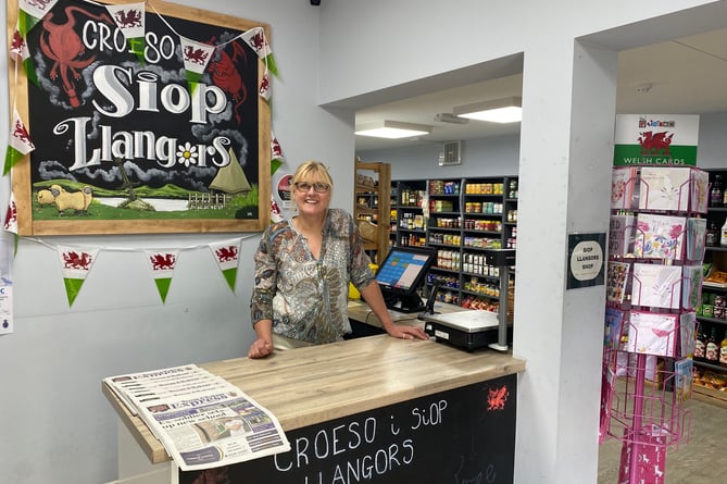 Jennie-Sue (JS) Freeland at Siop Llangors Shop