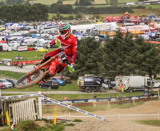 Global enduro fans flock to Rhayader for spectacular event