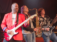 Top tribute to rock band set to play in Llandrindod Wells