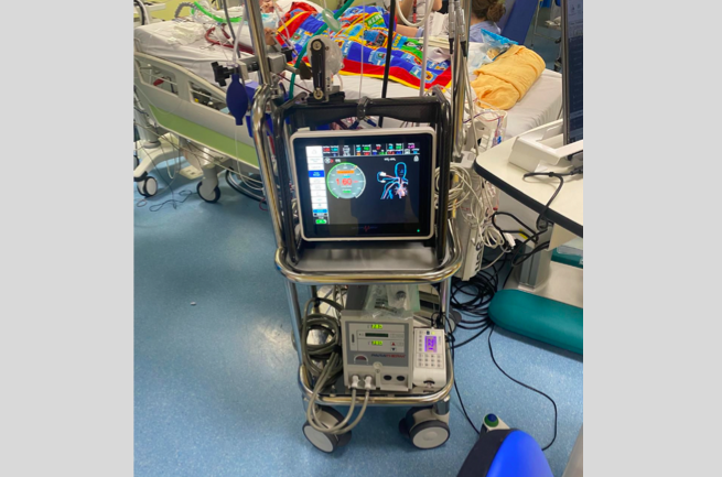 ECMO Machine