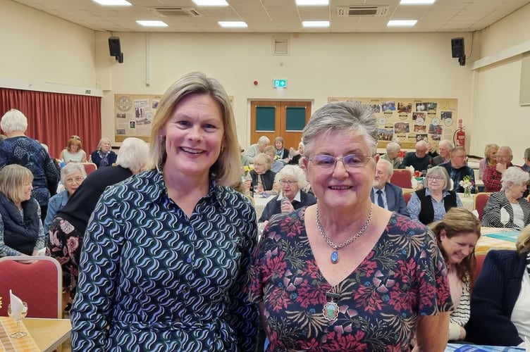 Antiques expert Kate Bliss entertained the audience at Henderson Hall