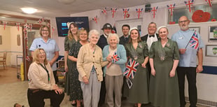 Theatre company brings 1940s nostalgia to residential home