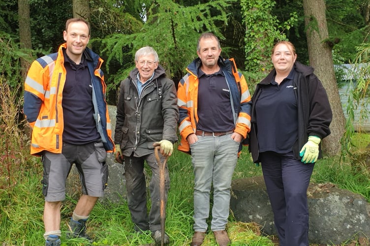 National Grid Electricity Distribution volunteers at the Bracken Trust