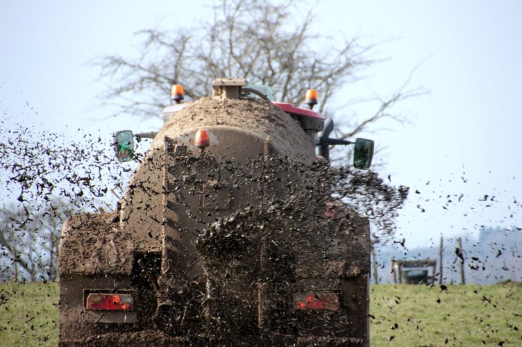 Slurry tank