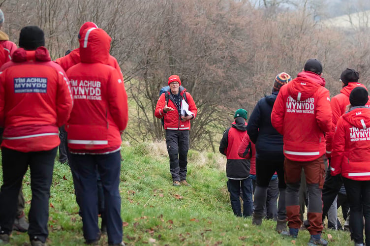 Mountain rescuers participated in hands-on training during the South Wales Search and Rescue Foundation Course