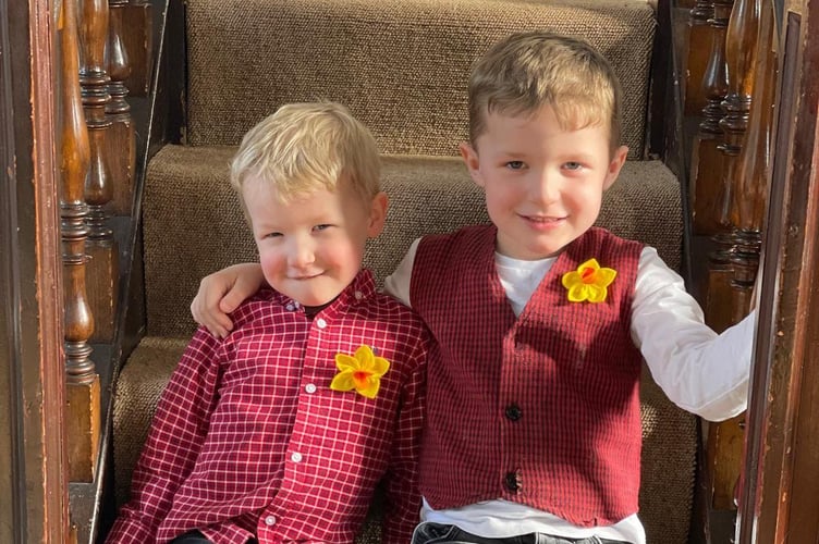 Brothers, Noa and Gruff Price in their Welsh costumes