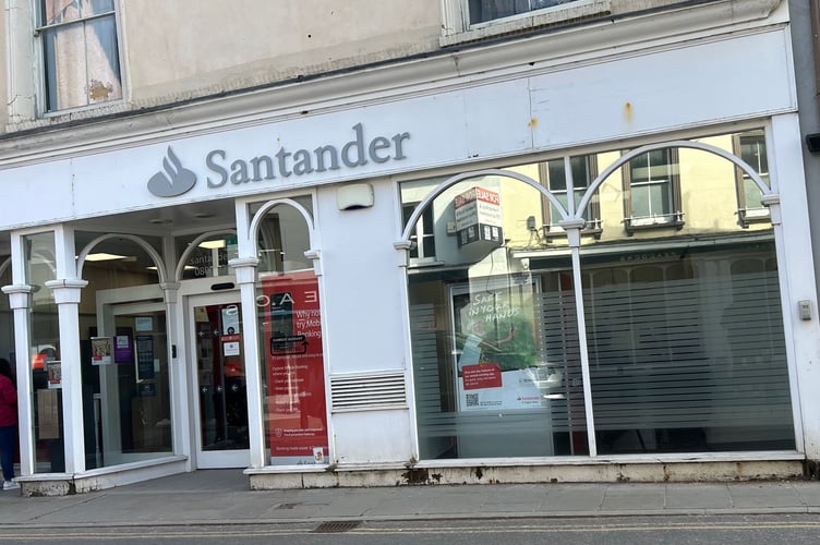 Brecon's branch of Santander will close on June 25